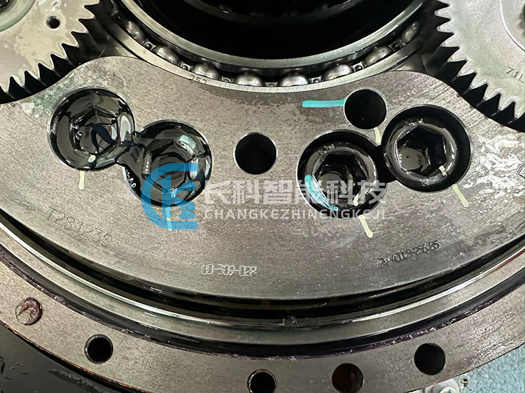 庫卡KR210R2700-2一軸減速器00-334-488 庫卡KR210R2700-2一軸減速器00-334-488